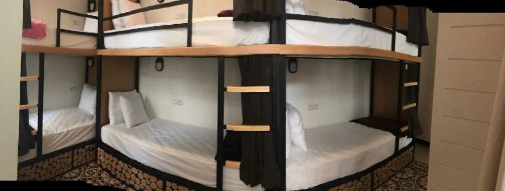 Bed Square Hostel Marrakesh Bed & Breakfast